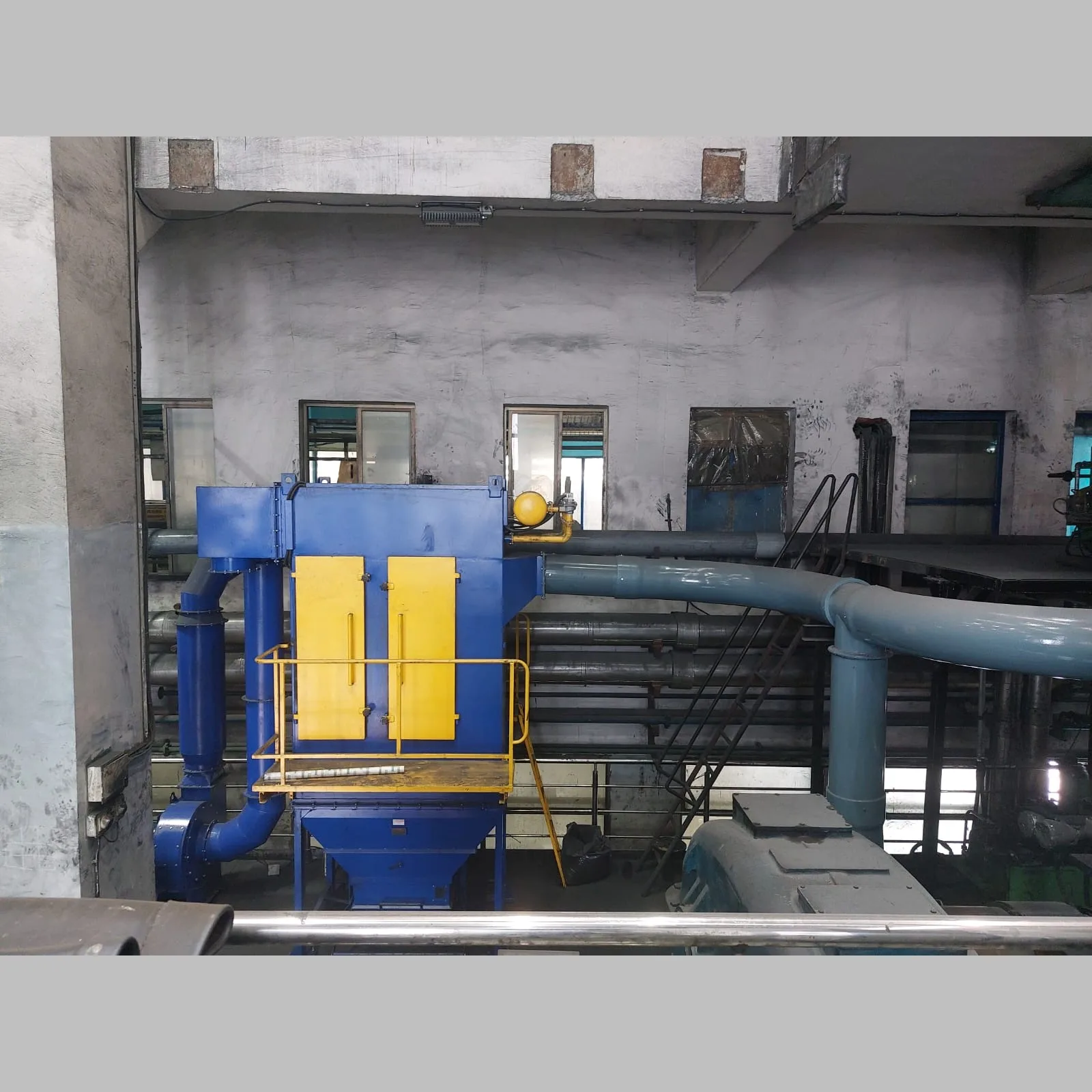 cartridge dust collector